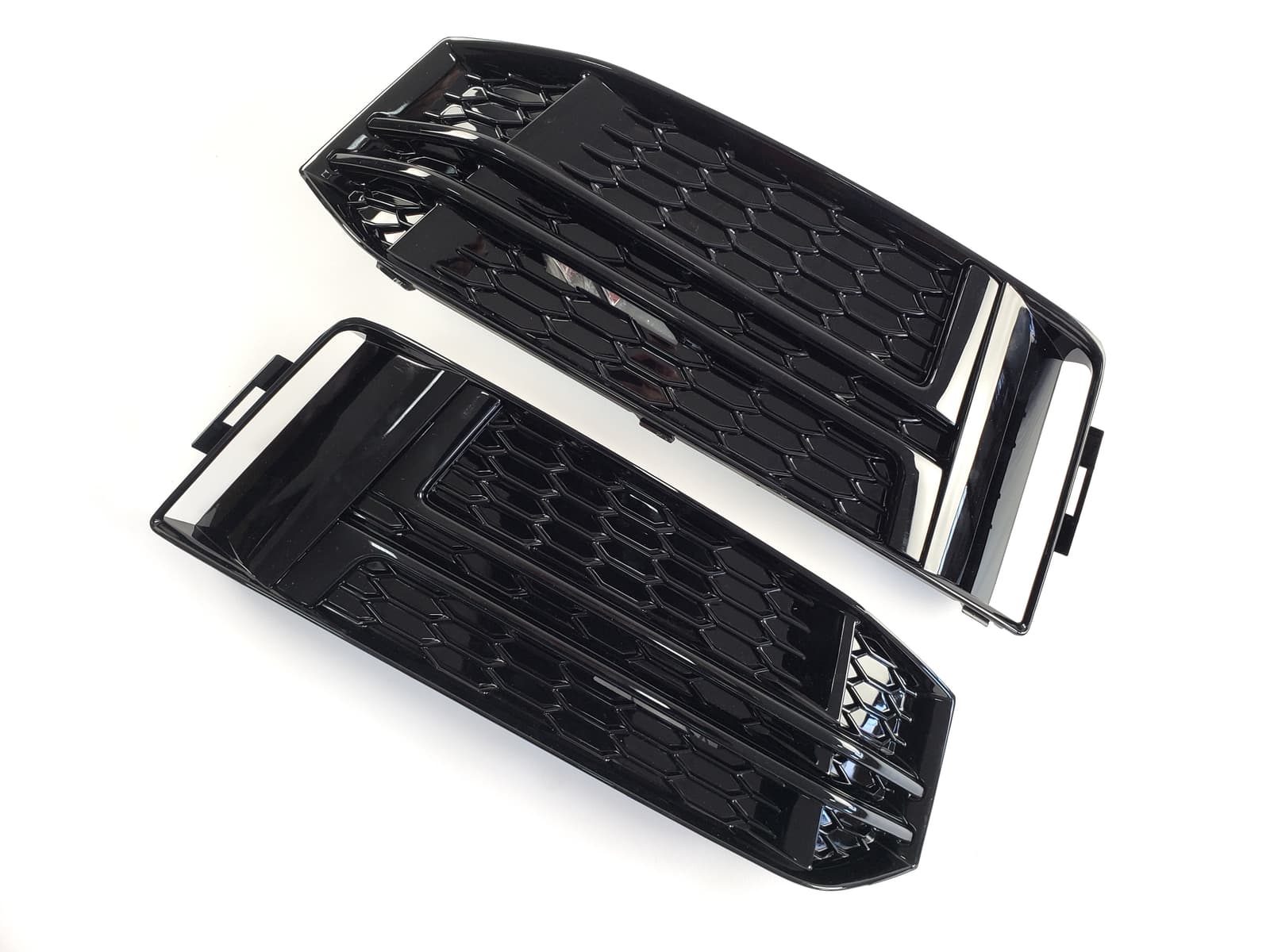 Решітки в бампер Full Black (S4) S-Line на Audi A4 B9 2015-2019 року 2