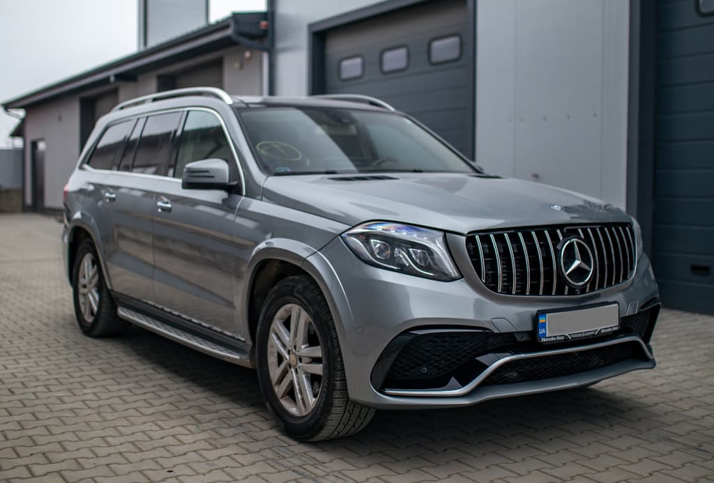 Комплект рестайлінгу з GL в GLS AMG 3