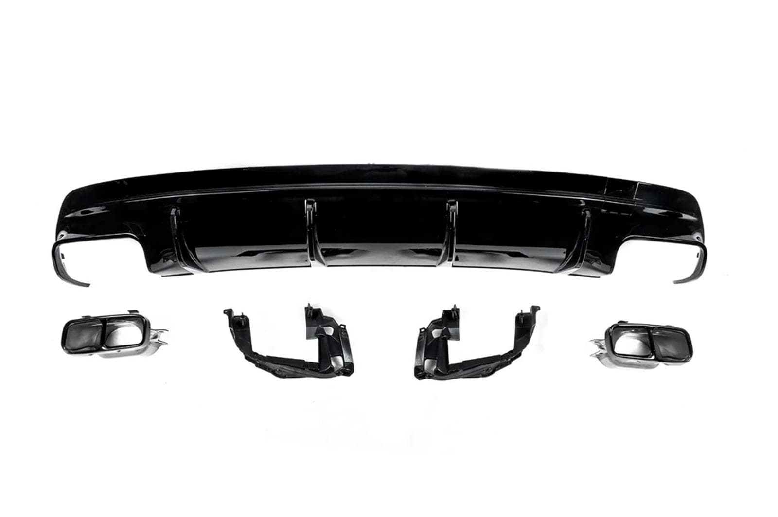 Уцінка Задній дифузор Black (дизайн CLA45 з насадками)