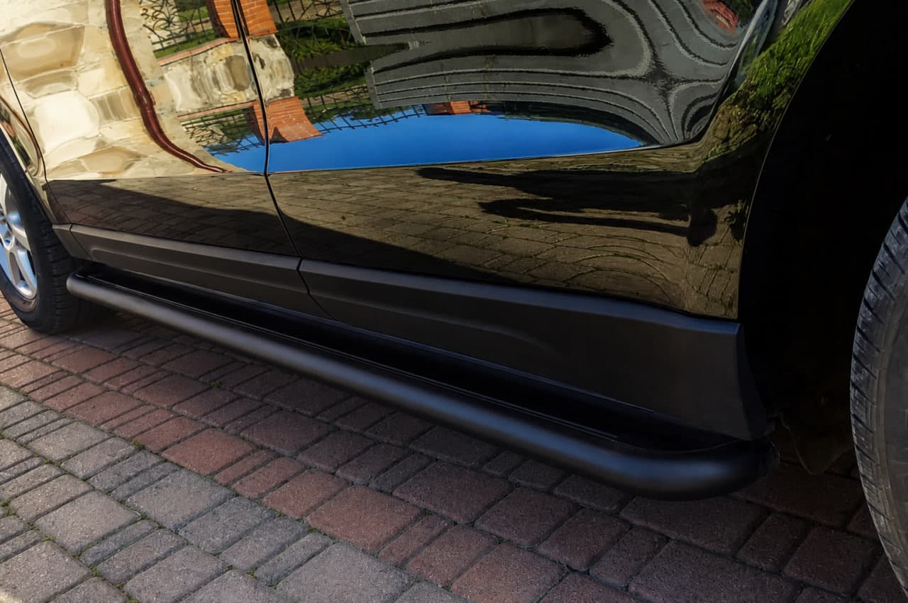 Бокові пороги Premium Black(2шт., нерж.) d60