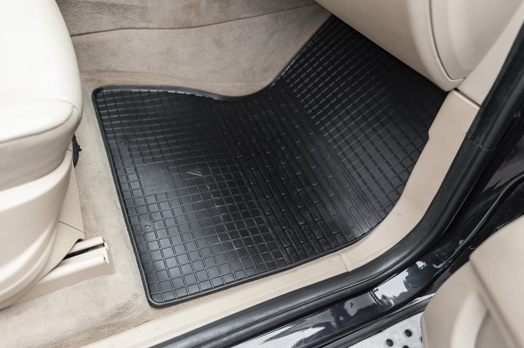 Гумові килимки (4 шт, Stingray Premium) 6