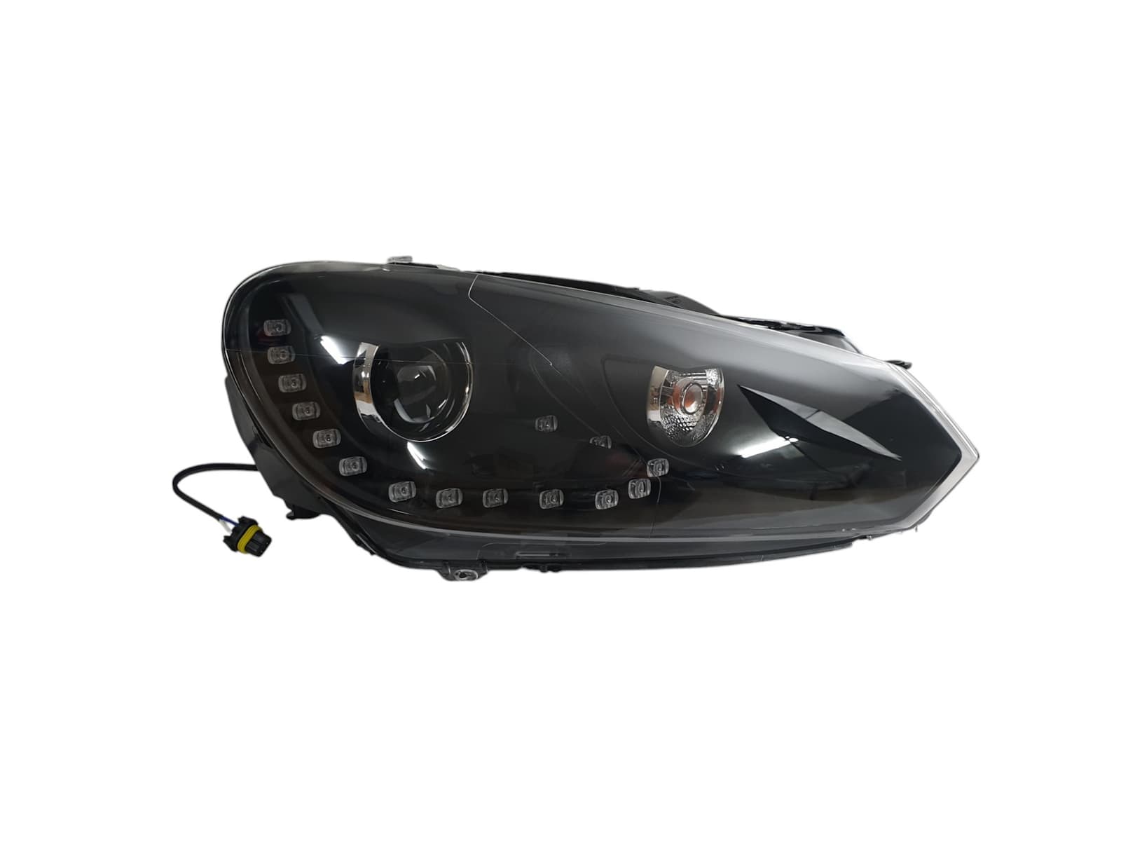 Передні фари (Xenon GTI) Black на Volkswagen Golf VI 2008-2012 року 2