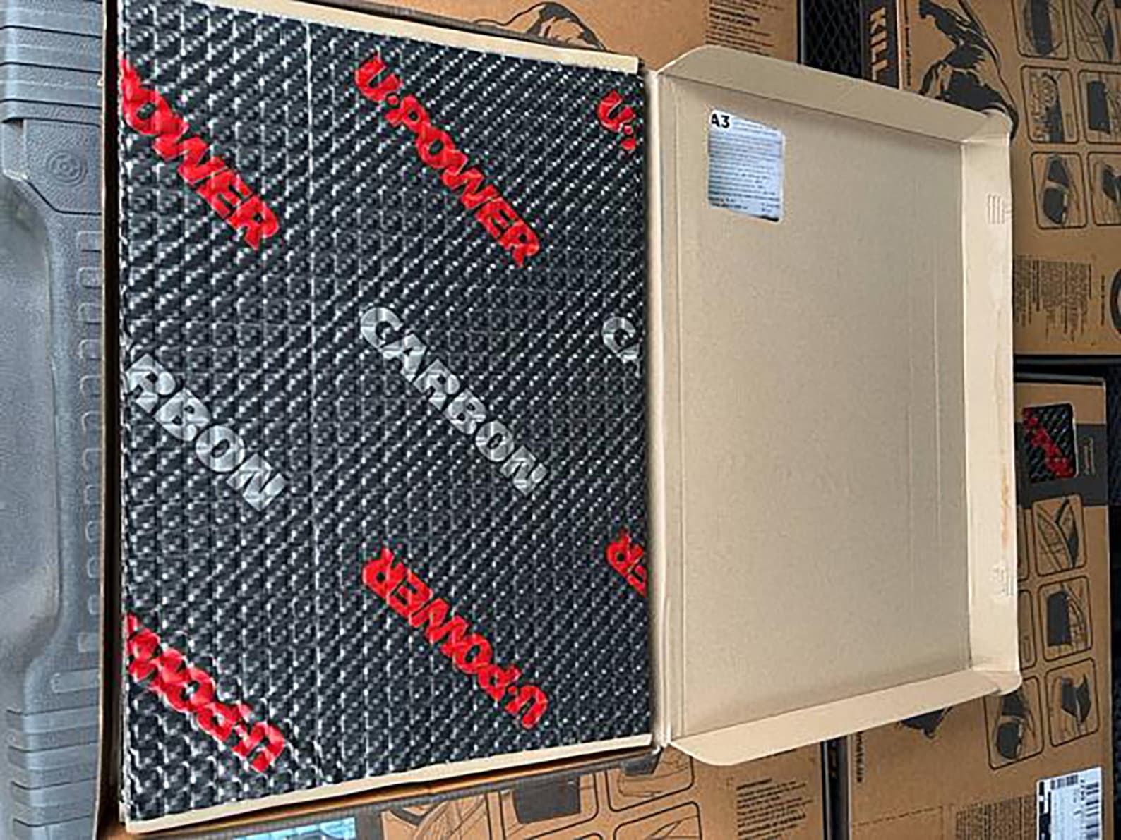 Вібропоглинаючий лист ULTIMATE U-POWER CARBON 3 мм (50х35 см) 4