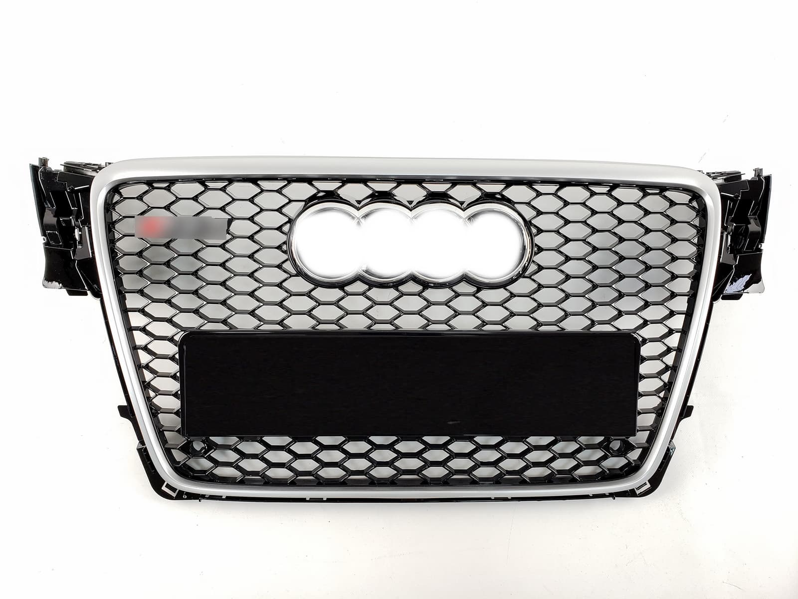 Решітка радіатора Silver Black (в стилі RS4) на Audi A4 B8 2007-2011 року