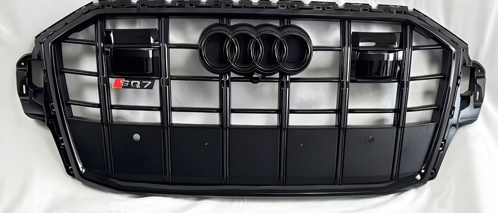 Передня решітка RSQ-Style (2020+, чорний глянець)