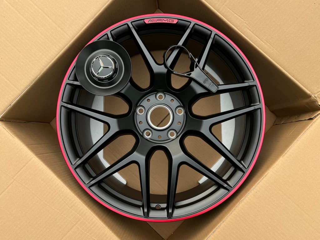 Диски з кованого алюмінію Custom V3 (R20, 4 шт) 3