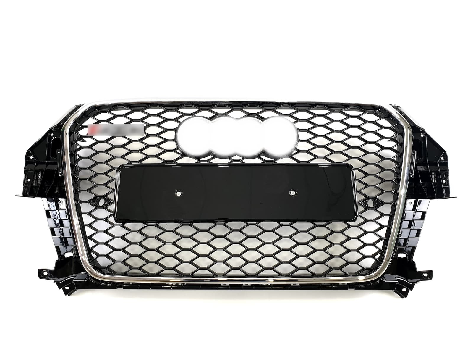 Решітка радіатора Chrome Black (в стилі RSQ3) на Audi Q3 8U 2011-2014 року 2