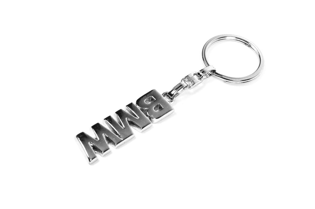 Металічний брелок з логотипом BMW 3