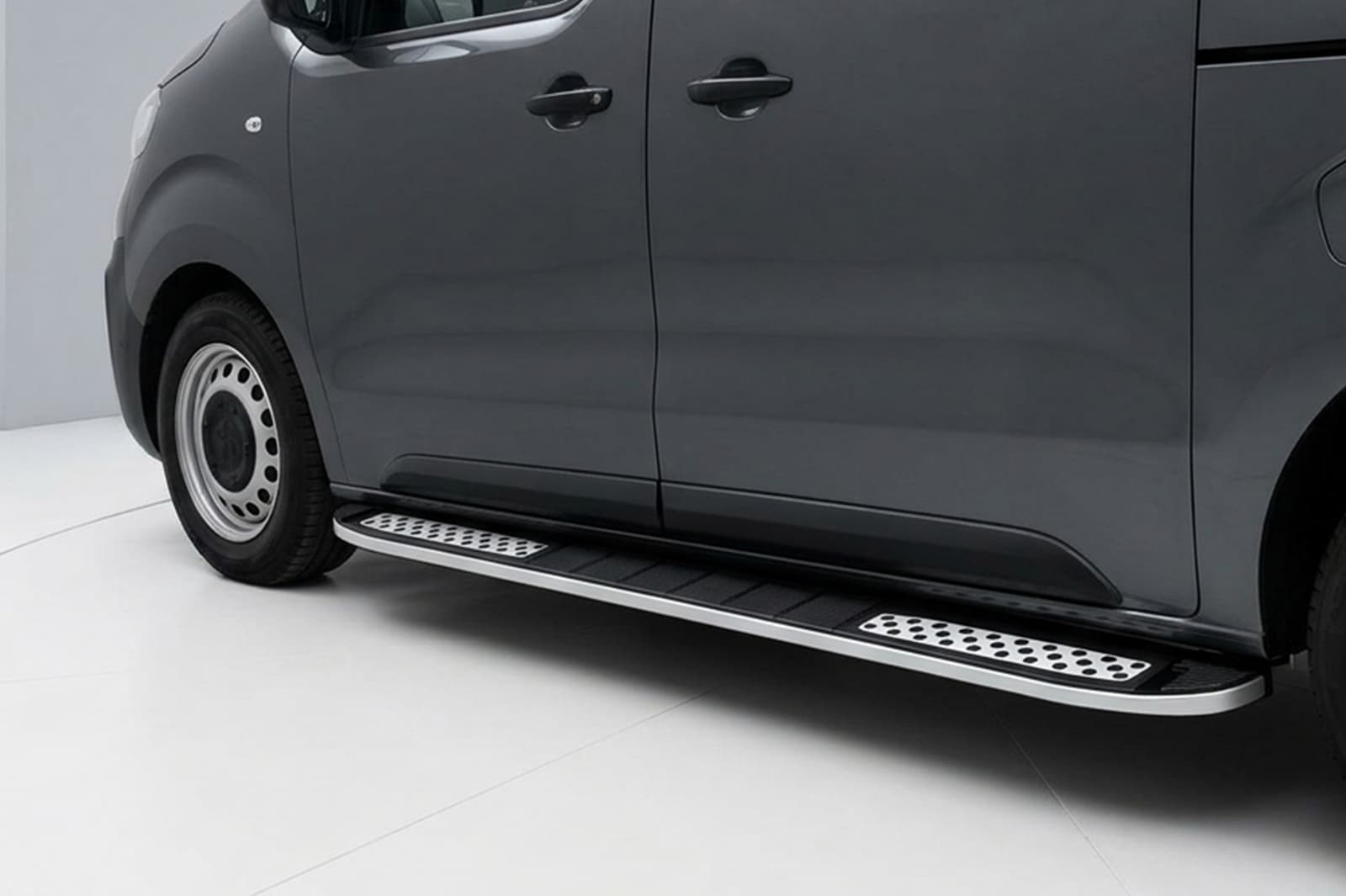 Бокові пороги Tayga V2 (2 шт., алюміній) Коротка база
