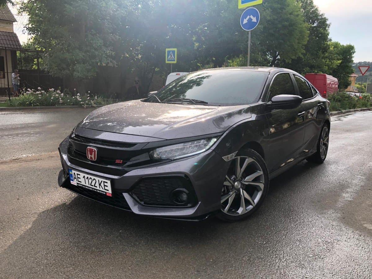 Бампер передній SI Honda Civic 4D / 5D 2016-2020 (бампер, губа, сітки)