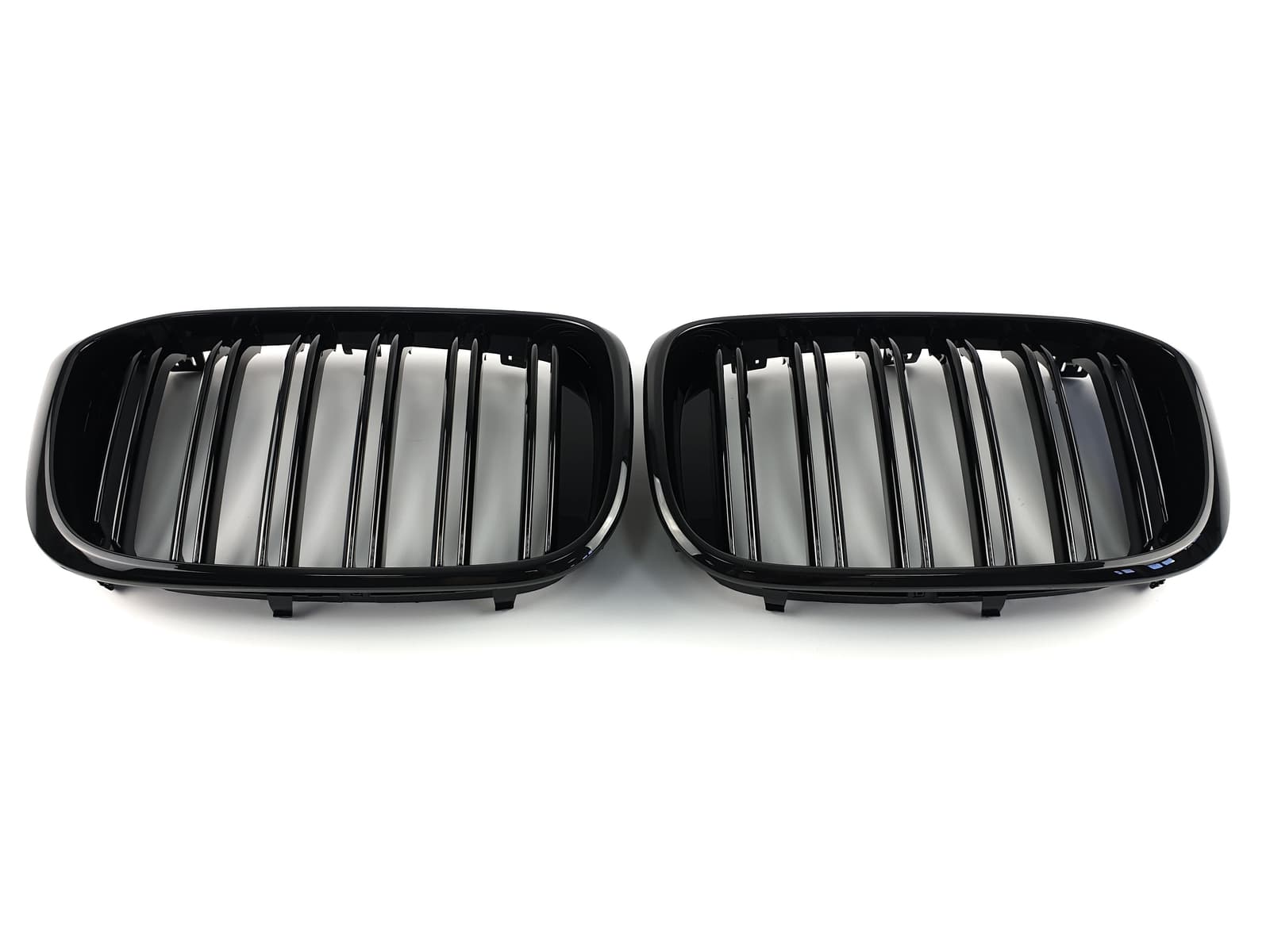 Ніздрі Чорний глянець (Подвійні M-Look) на BMW X3 G01 2018-2022 року 2
