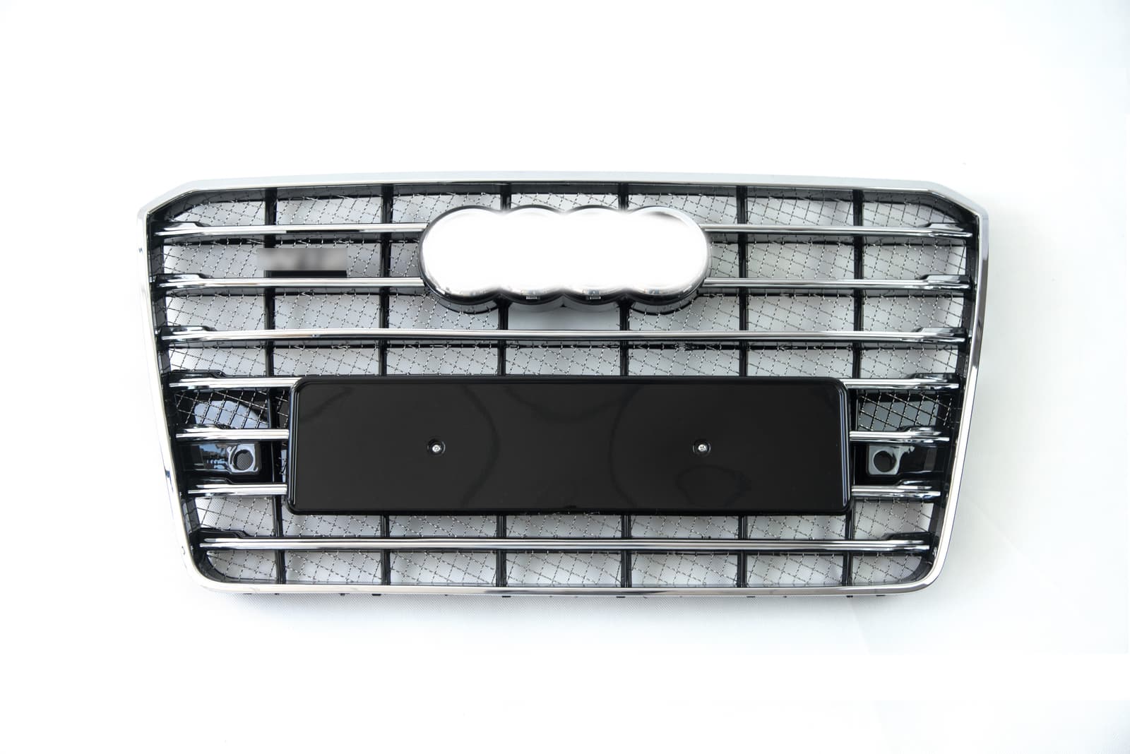 Решітка радіатора Chrome Black (в стилі W12) на Audi A8 D4 2014-2017 року