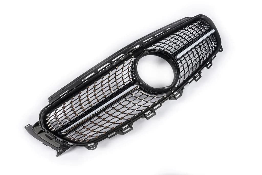 Передня решітка Diamond Black (для Avantgarde/AMG-Line/E43 AMG/E53 AMG 2016-2020) З місцем під камеру 4
