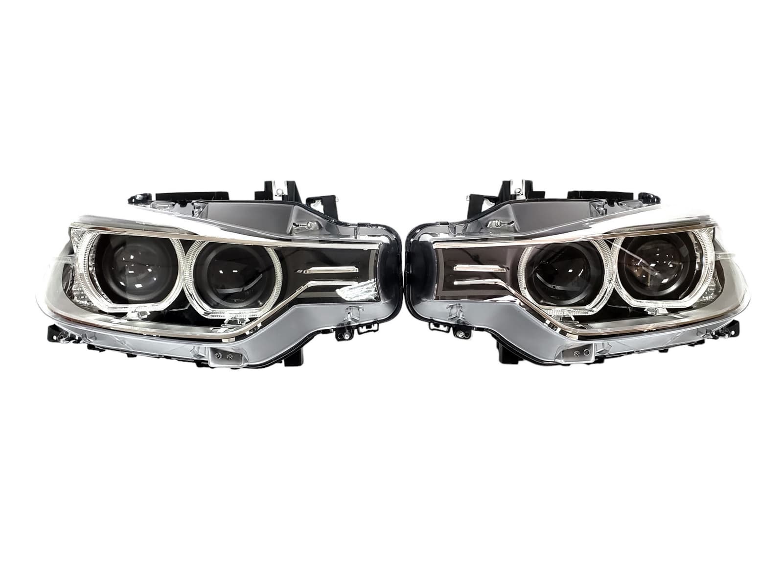 Передні фари Xenon No Adaptive (без блоків) на BMW 3 Series F30 / F31 2011-2018 року