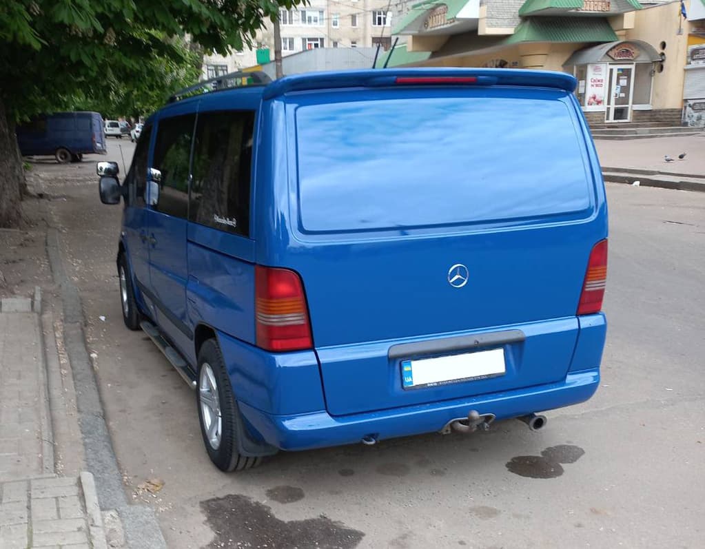 Спойлер (під фарбування)