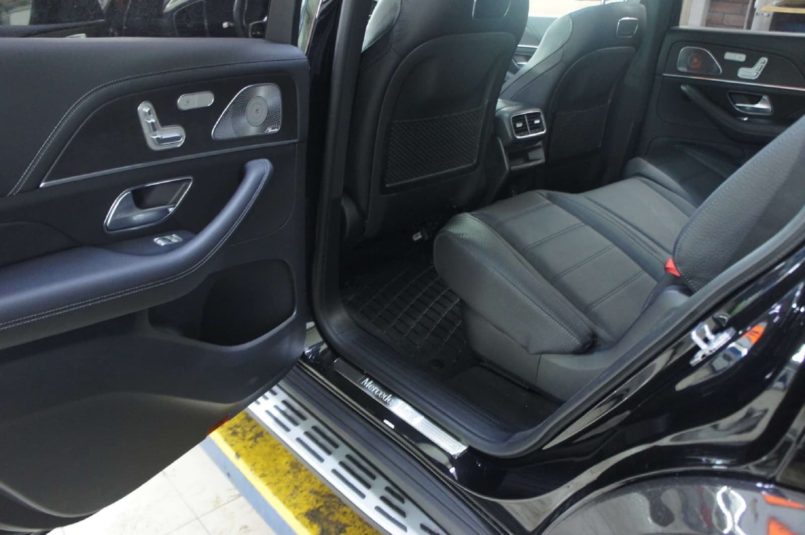 Підніжки на Mercedes-Benz GLE-Class W167 2018-2023 року 6