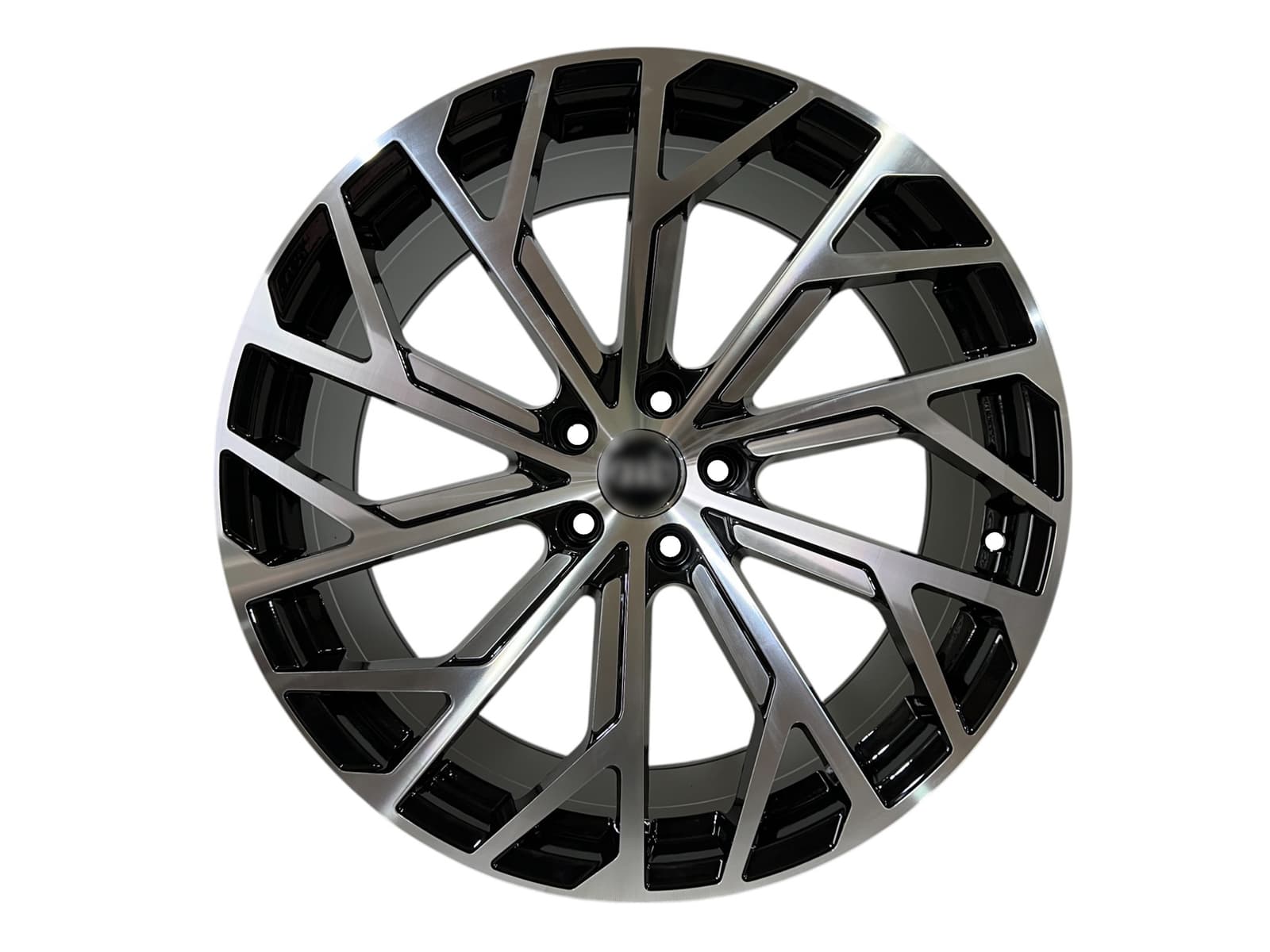 R20 BMF (одноширокі 9.0J ET35) Диски на Audi A4 B8 2007-2011 року