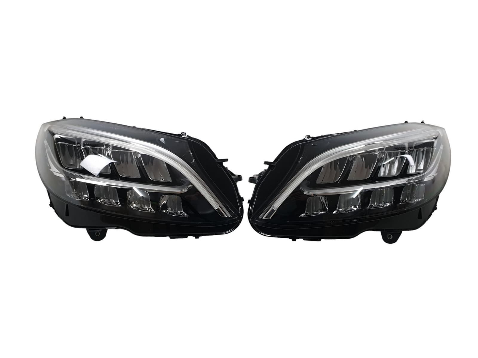 Передні фари Led High Performance (комплектні з лого) на Mercedes-Benz C-Class W205 2018-2021 року
