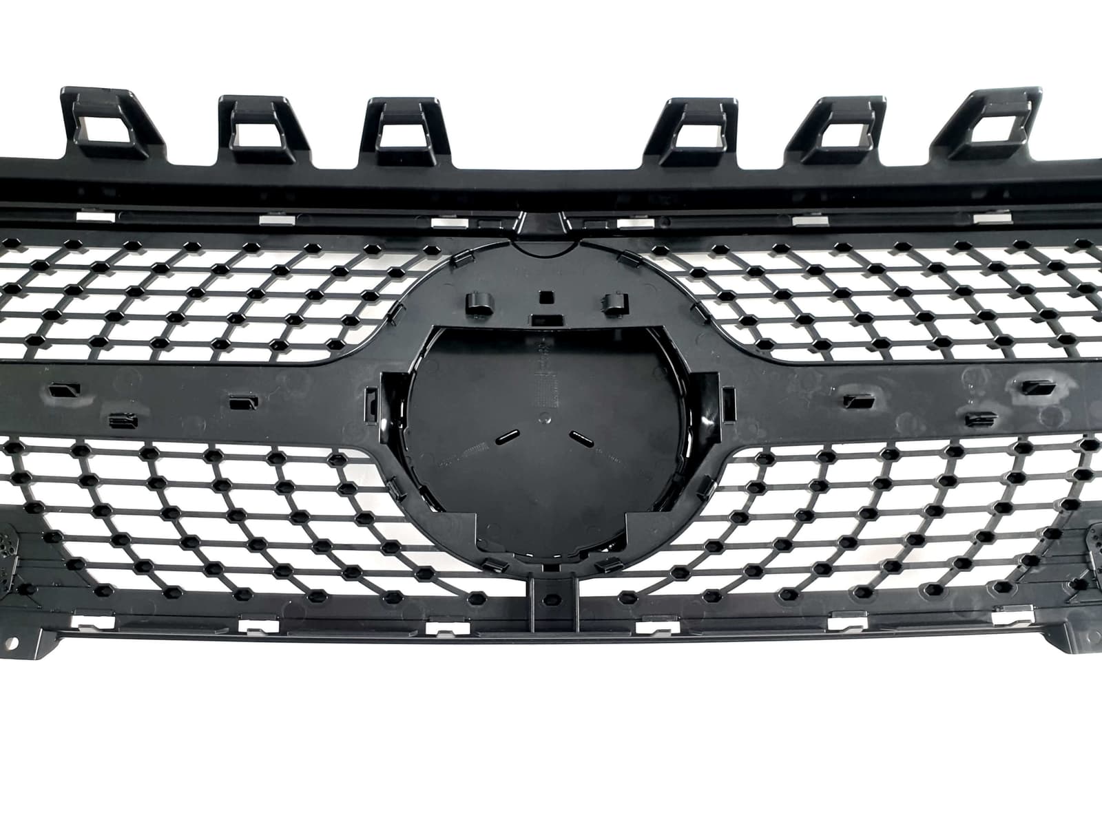 Решітка радіатора Black (з місцем під камеру) Diamond на Mercedes-Benz CLA-Class C118 2019-2023 року 5
