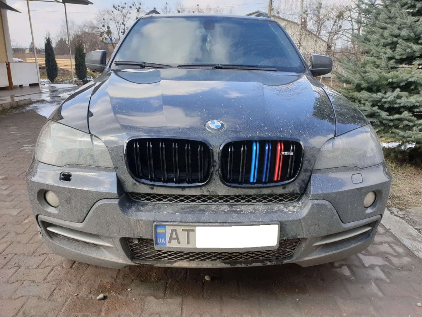 Ніздрі M-color (Подвійні M-Look) на BMW X5 E70 2010-2013 року 4