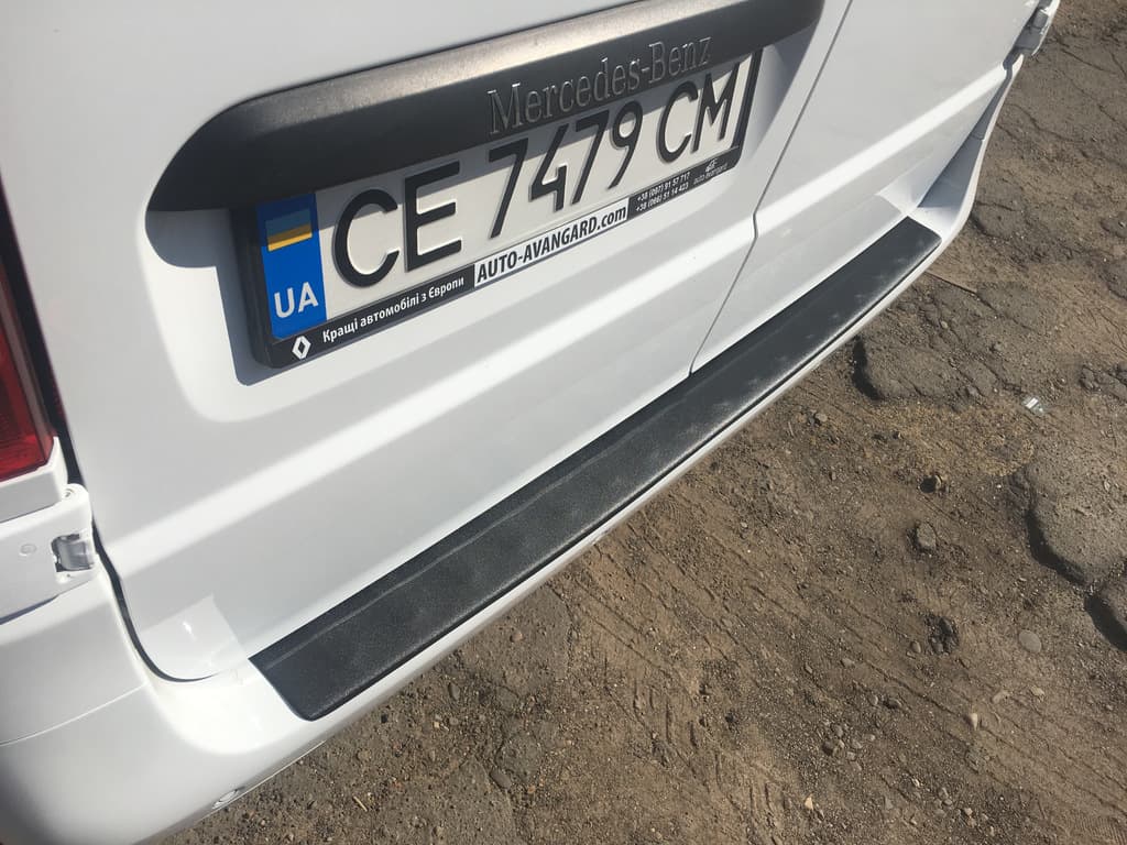 Накладка на задній бампер (ABS) 2