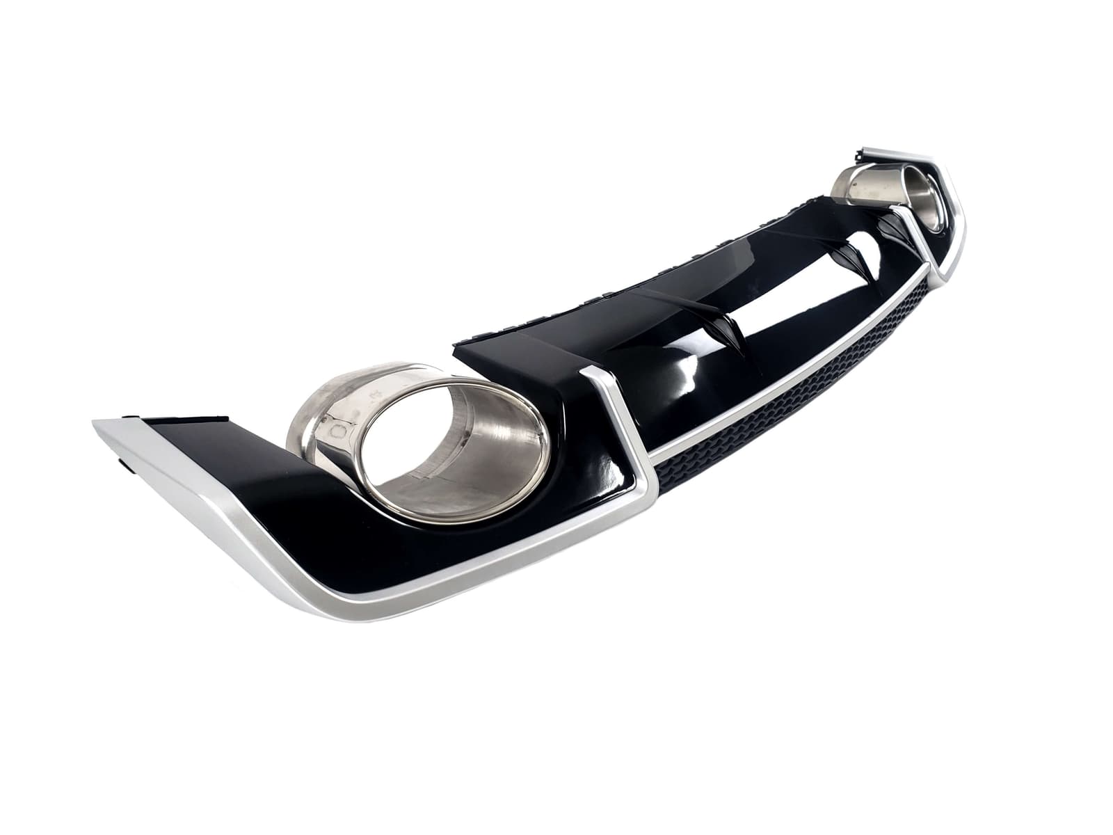 Дифузор (заднього бампера) Black Silver / Chrome Pipe (в стилі RS3) Sedan на Audi A3 8V 2012-2016 року 2