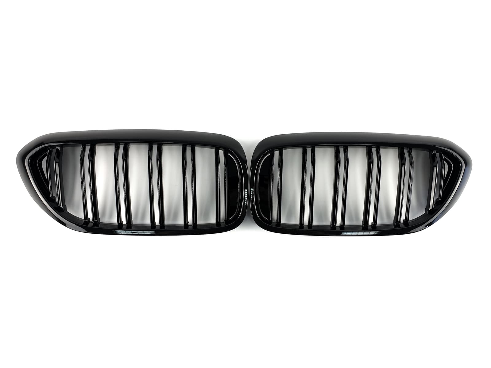 Ніздрі Чорний глянець (Подвійні M-Look) Китай на BMW 5 Series G30 / G31 2017-2020 року
