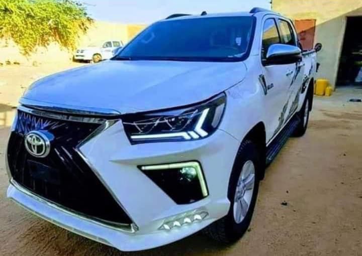 Передній бампер Lexus-design V2 (для 2015-2020)