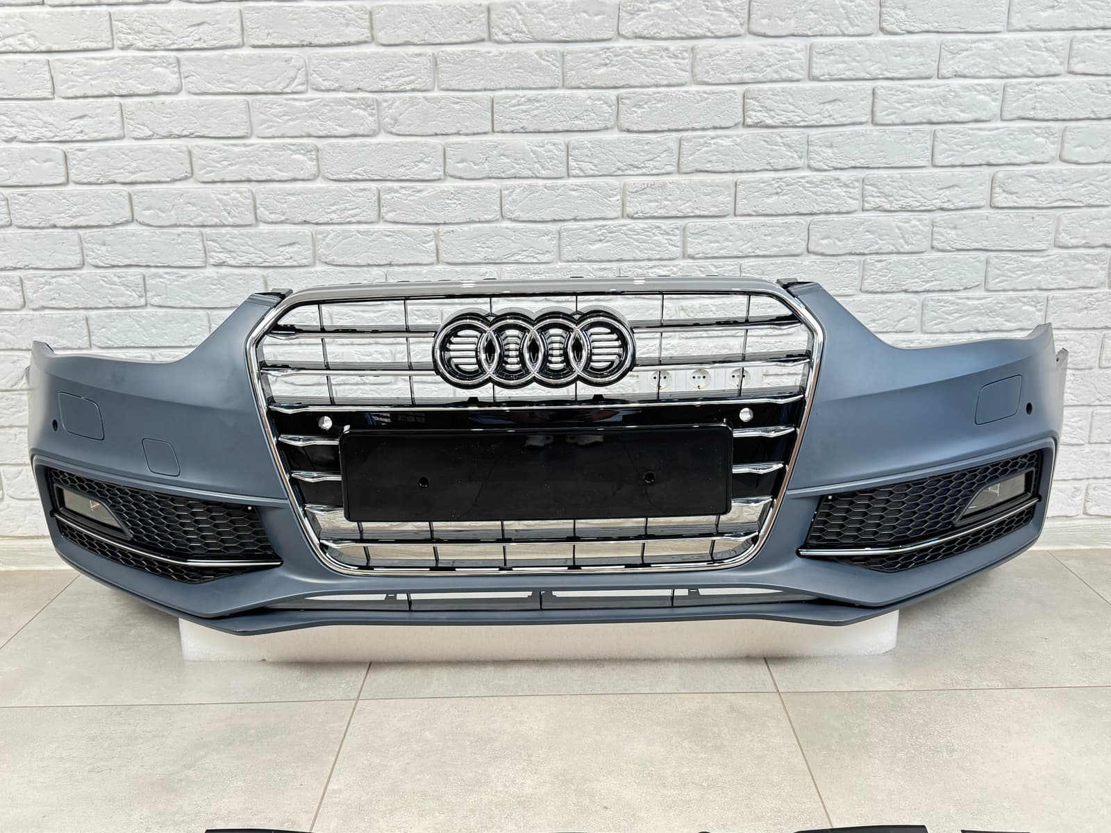 Бампер передній у зборі S-Line для Audi A4 B8 2012-2015