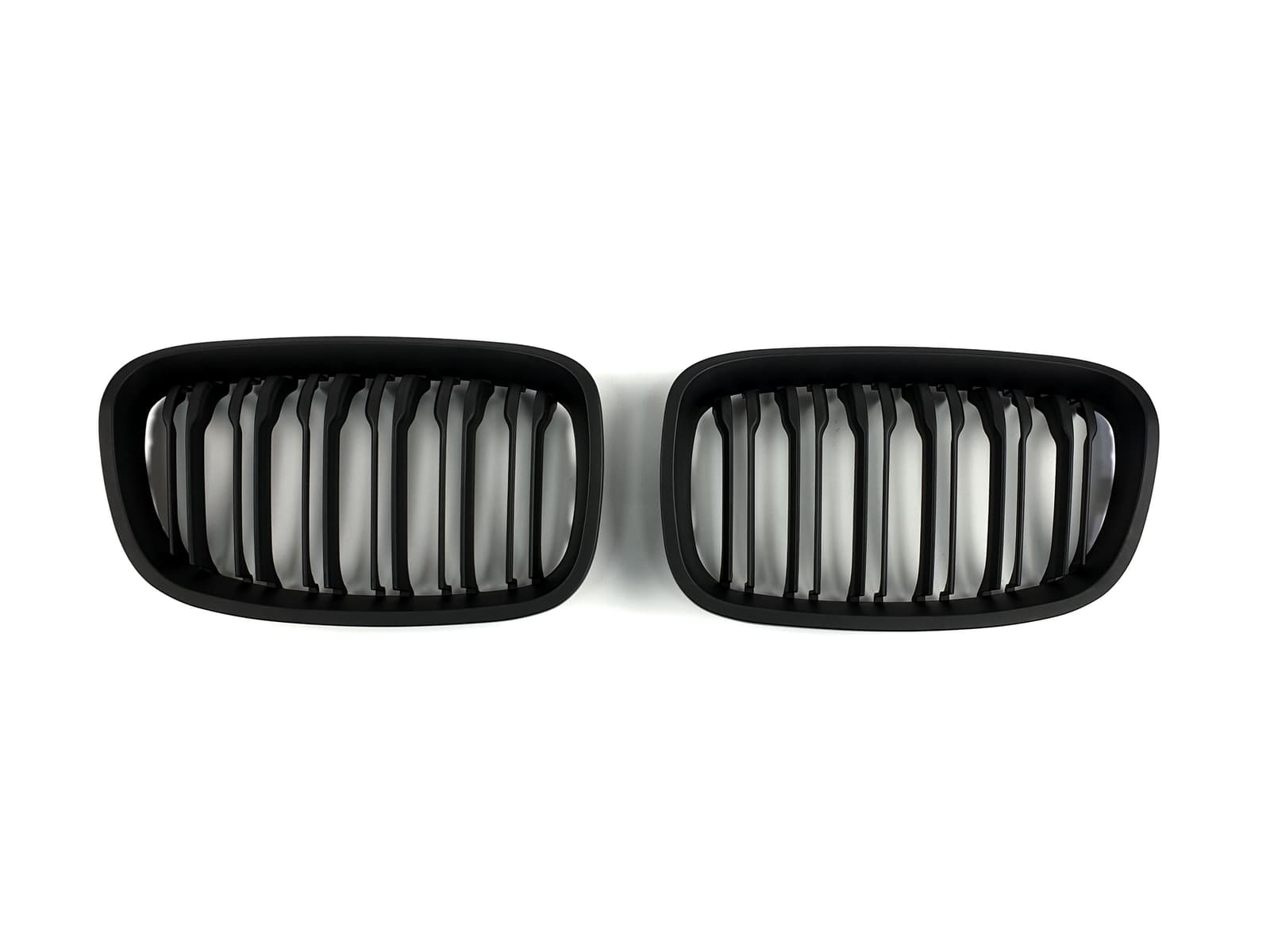 Ніздрі Чорний мат (Подвійні M-Look) на BMW 1 Series F20 / F21 2011-2015 року