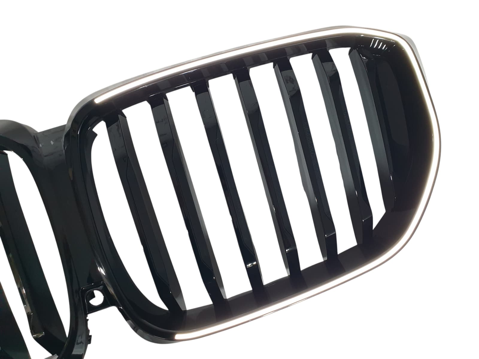 Ніздрі Чорний глянець LED (Iconic Glow) 1bar на BMW X5 G05 2018-2022 року 3