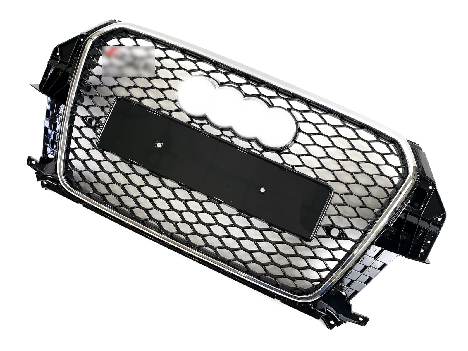 Решітка радіатора Chrome Black (в стилі RSQ3) на Audi Q3 8U 2011-2014 року 3