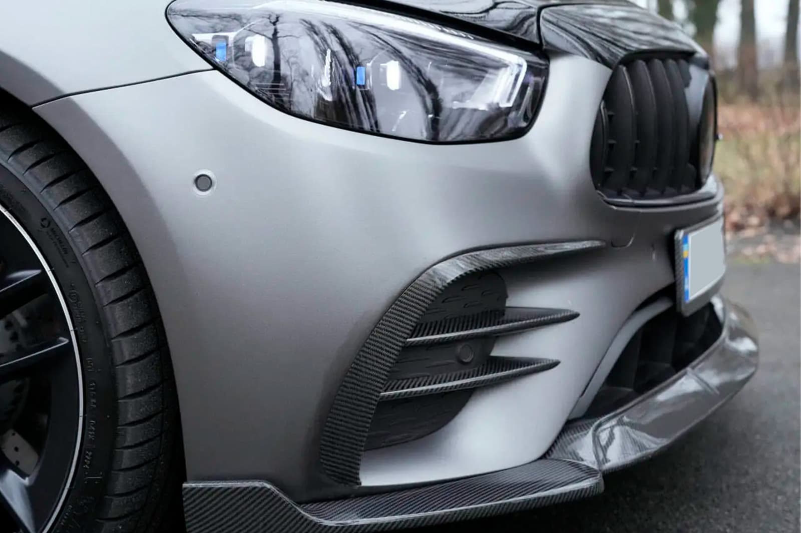 Накладки на передній бампер (для AMG-Line 2020+, Сухий карбон)