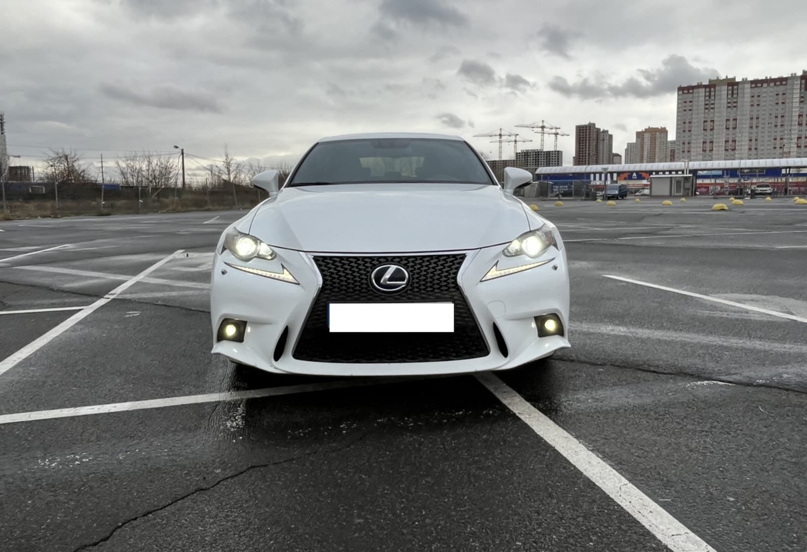 Решітка радіатора Black (стиль F-Sport) на Lexus IS 2013-2016 року 5