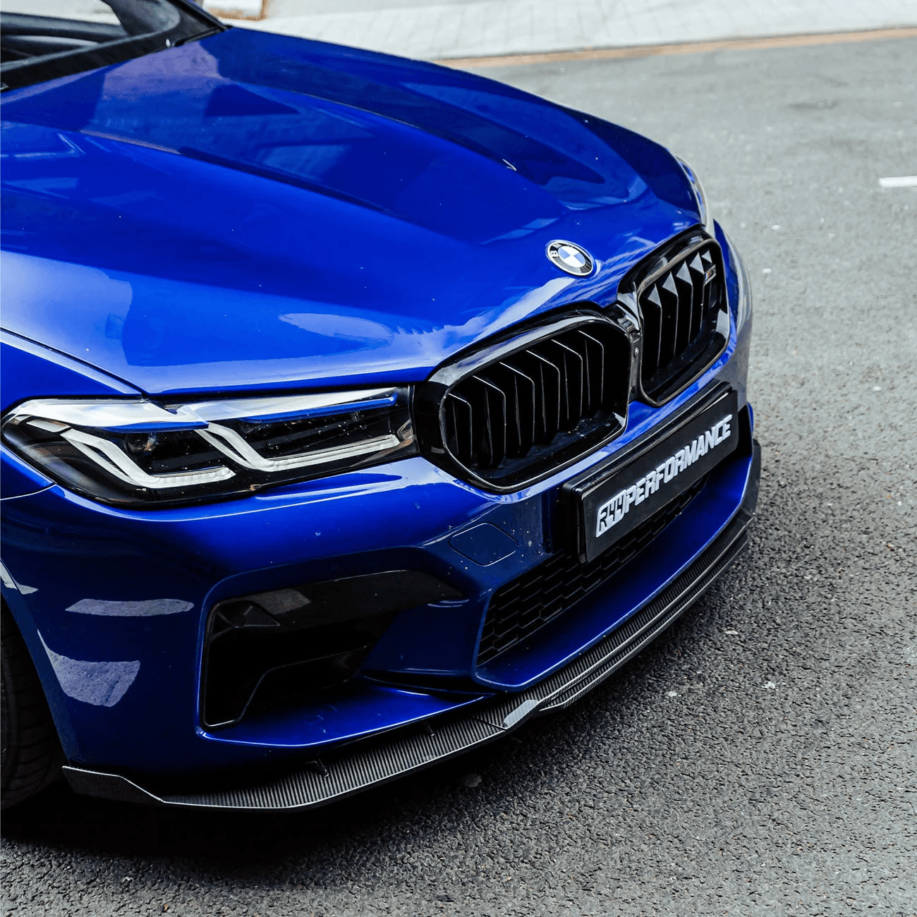 Губа (Карбон) V2 на BMW M5 F90 2017-2023 року 2