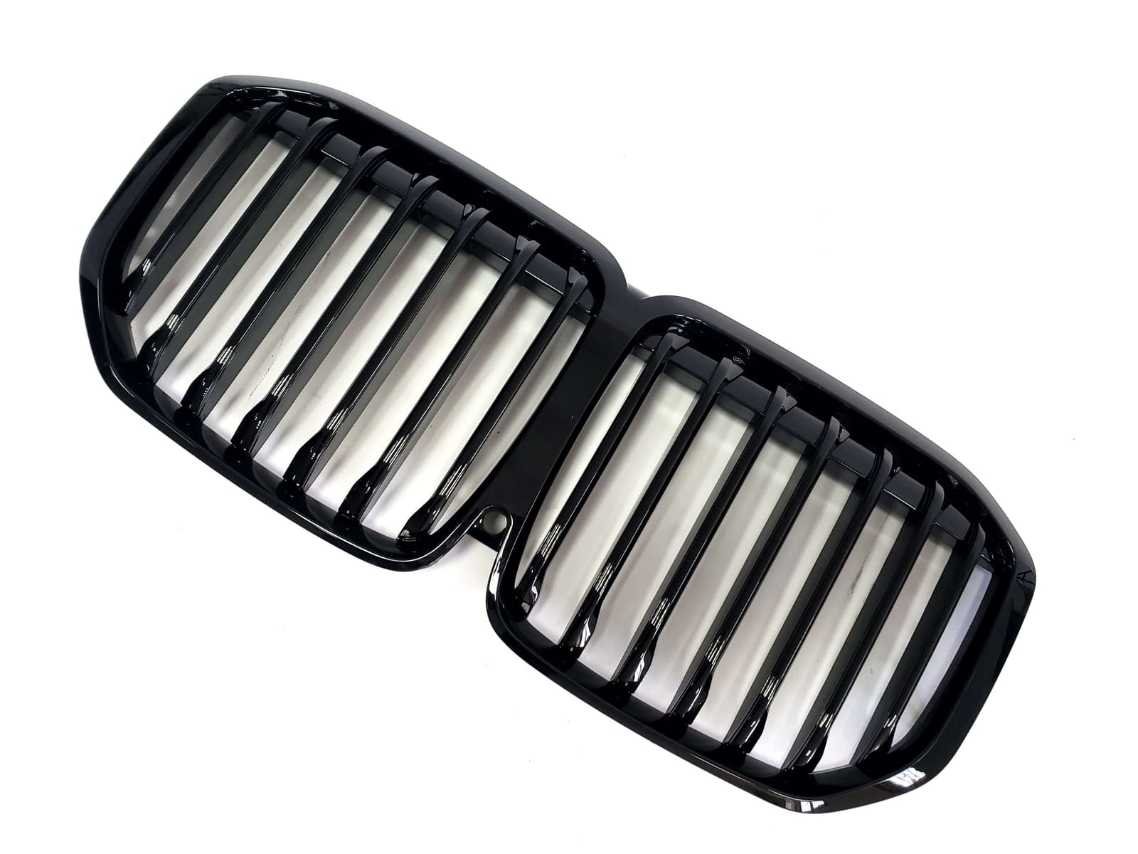 Ніздрі Чорний глянець (1 BAR) на BMW X7 G07 2018-2022 року 3
