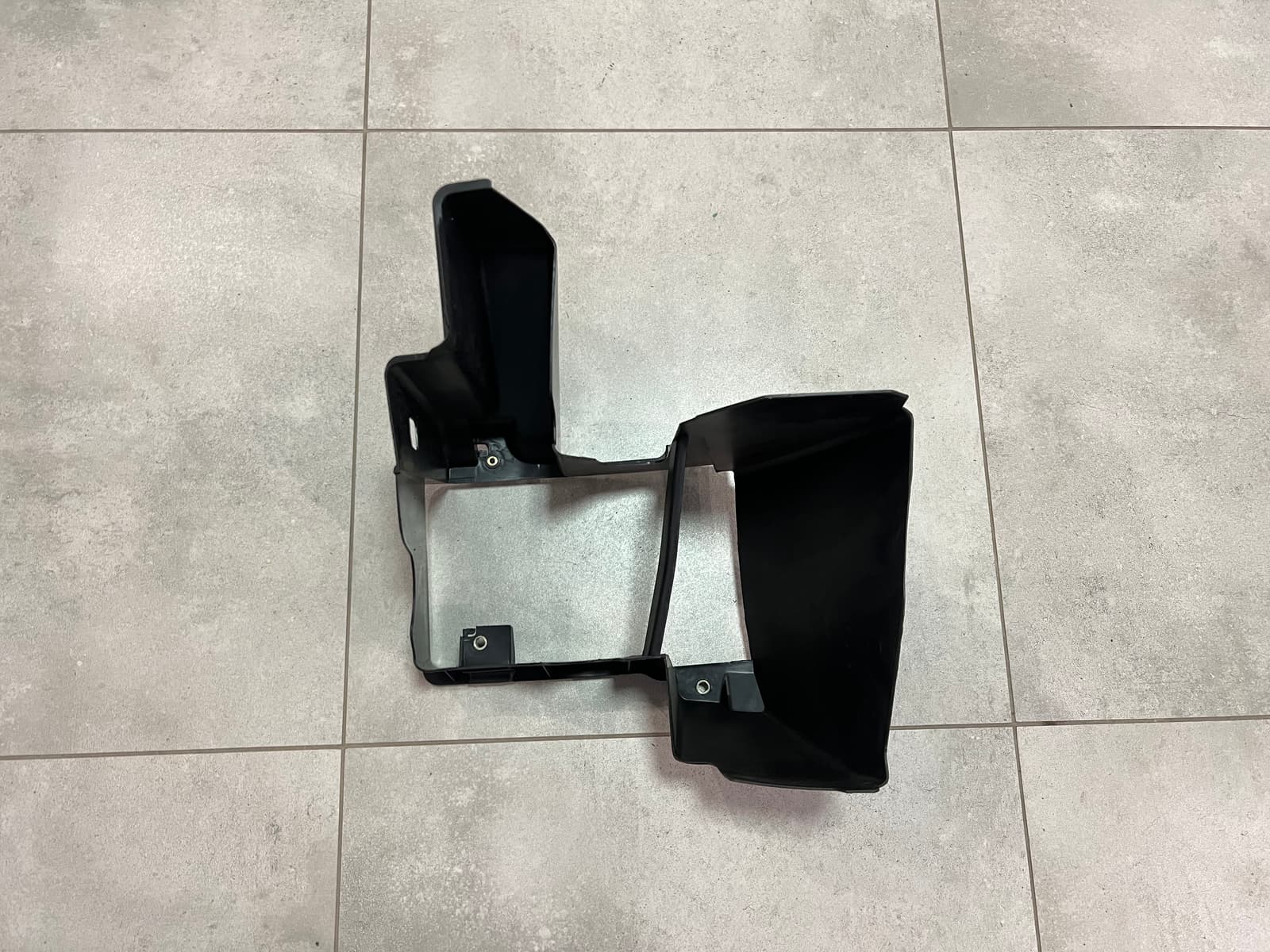 Дефлектор радіатора охолодження акпп Lexus LX 450d / LX 570 2015-2022 PZ32760702 3