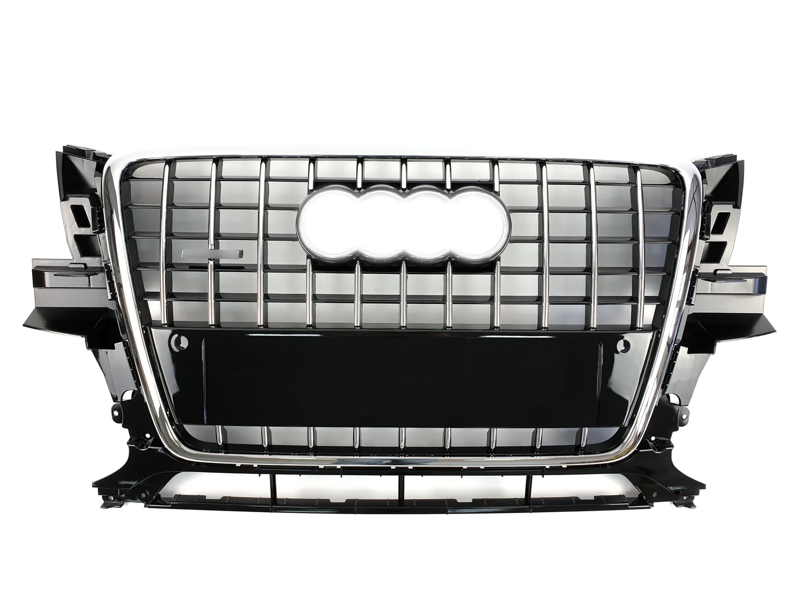 Решітка радіатора Chrome Black (в стилі SQ5) на Audi Q5 8R 2008-2012 року