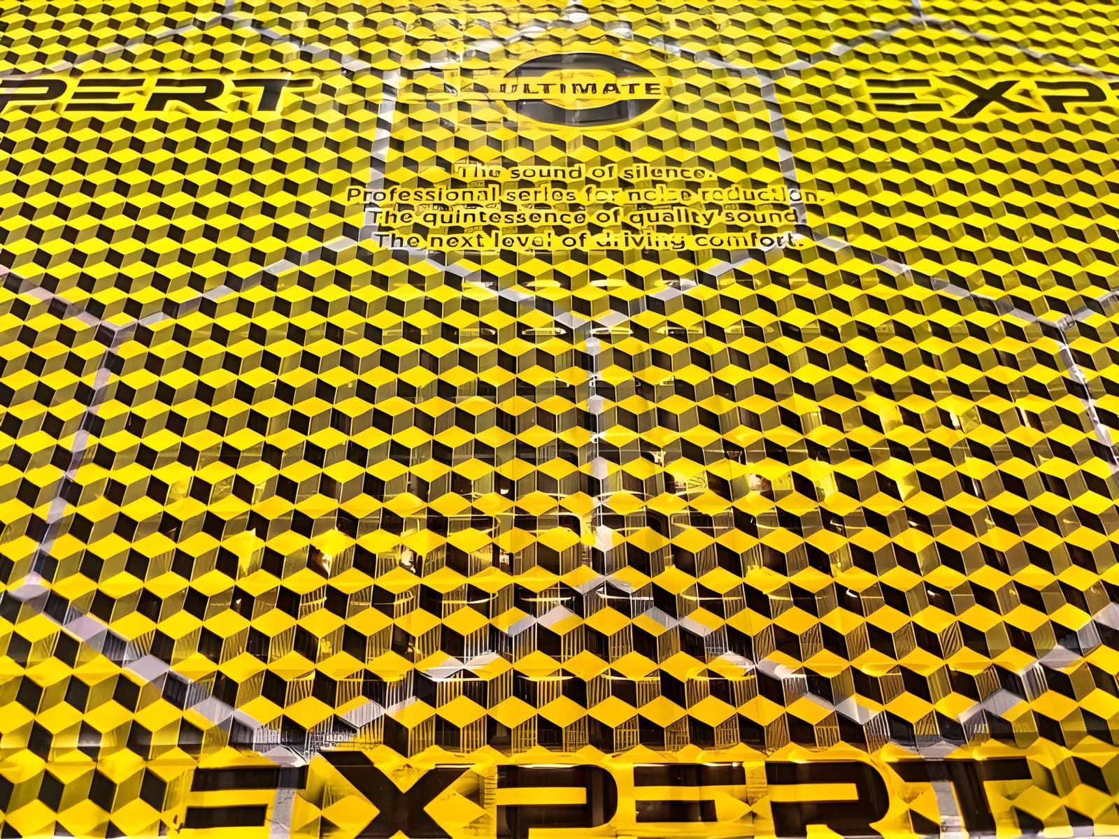 Вібропоглинаючий лист ULTIMATE EXPERT RED GOLD 4 мм (50х35 см) 2