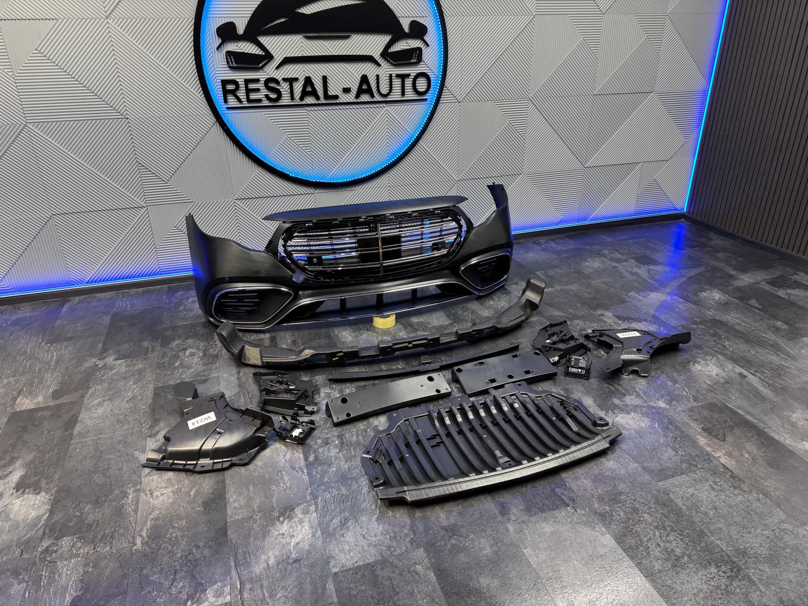 Передній бампер (стиль Mercedes W223 AMG-Line) на Mercedes-Benz E-Class W214 2023-2026 року 2