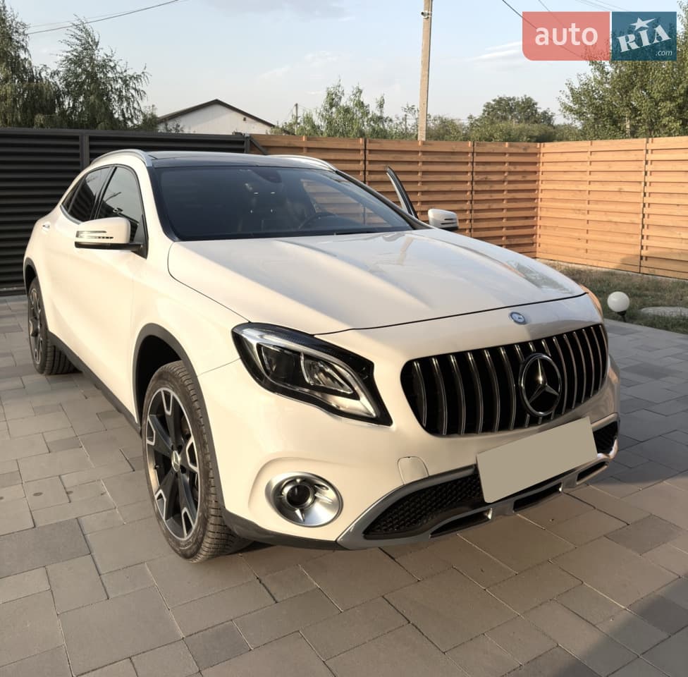 Передня решітка GT Panamericana (2017-2019) 4