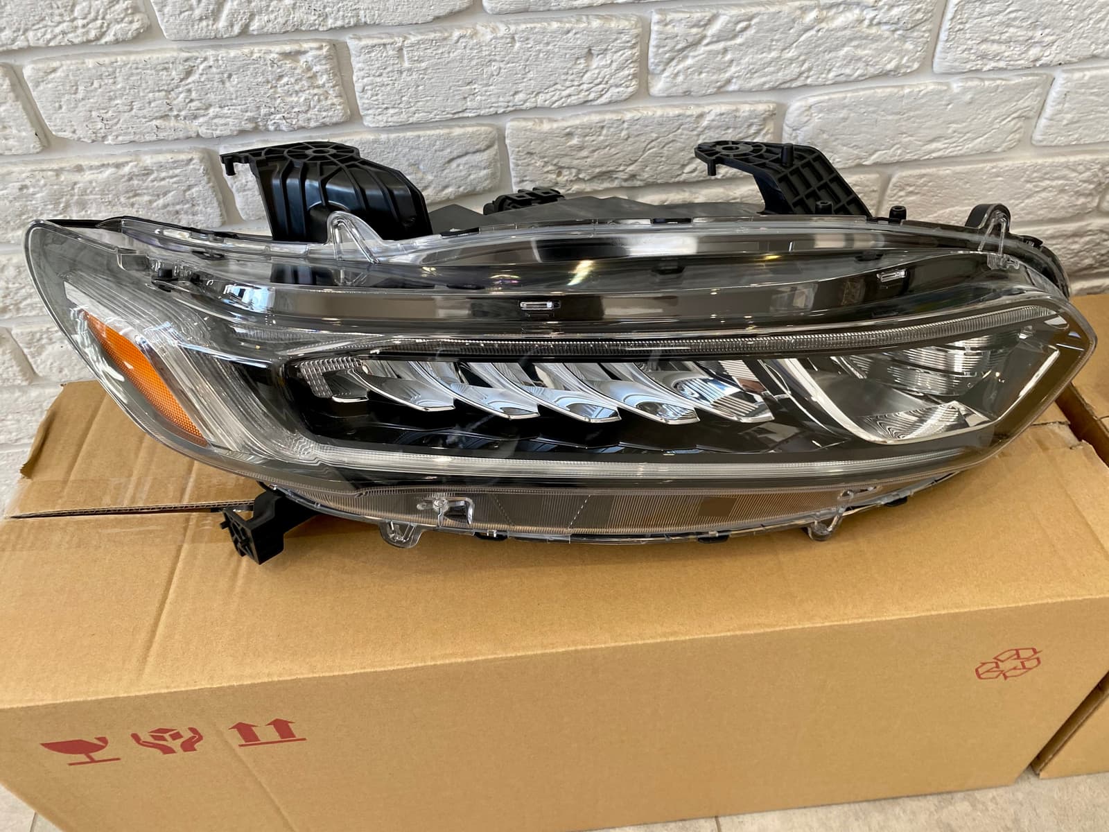 Фара права Led + галоген Honda Accord 10 2017+ 4