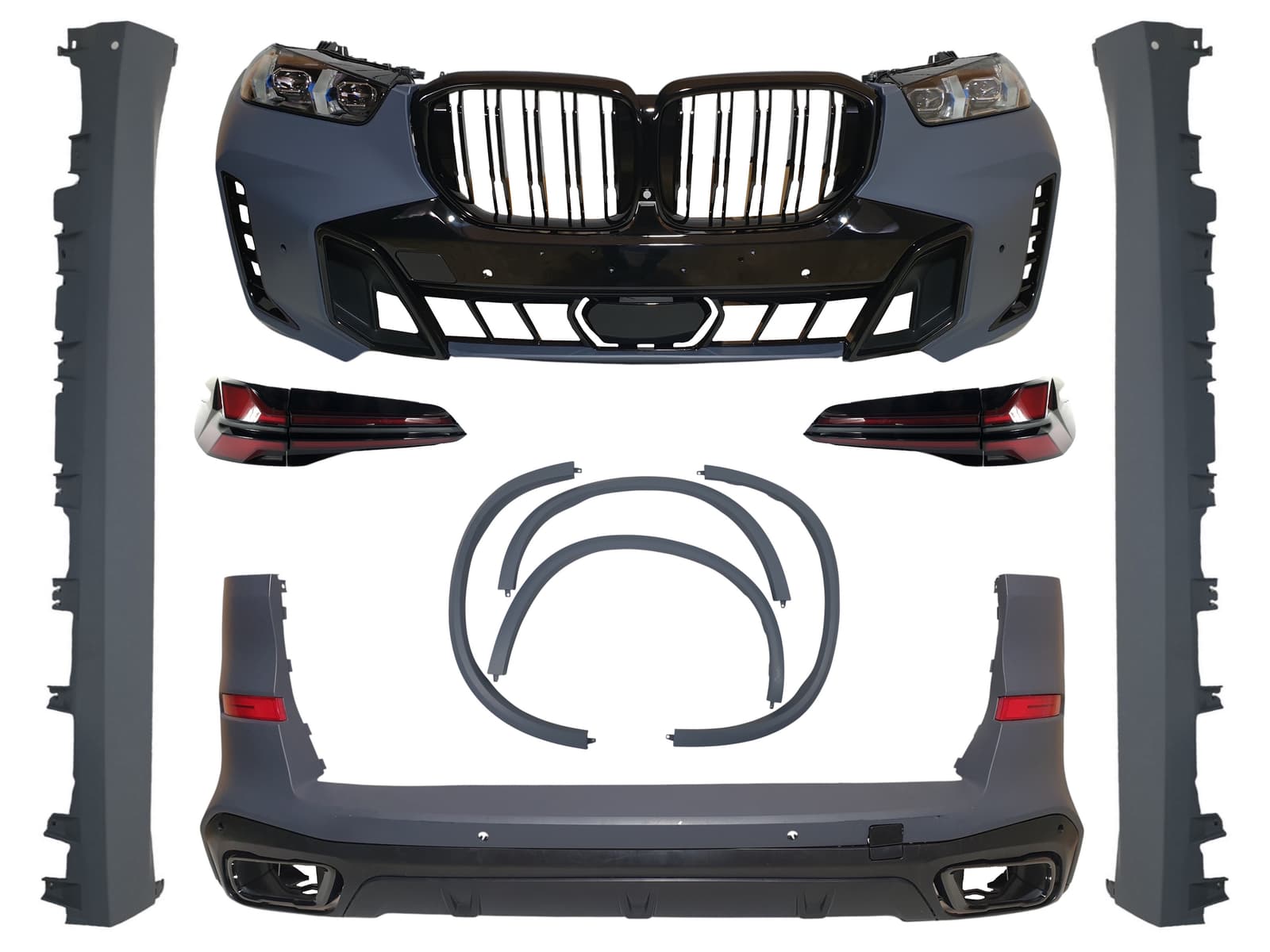 Комплект рестайлінга (в нову модель) (стиль M-Paket LCI) на BMW X5 G05 2018-2022 року