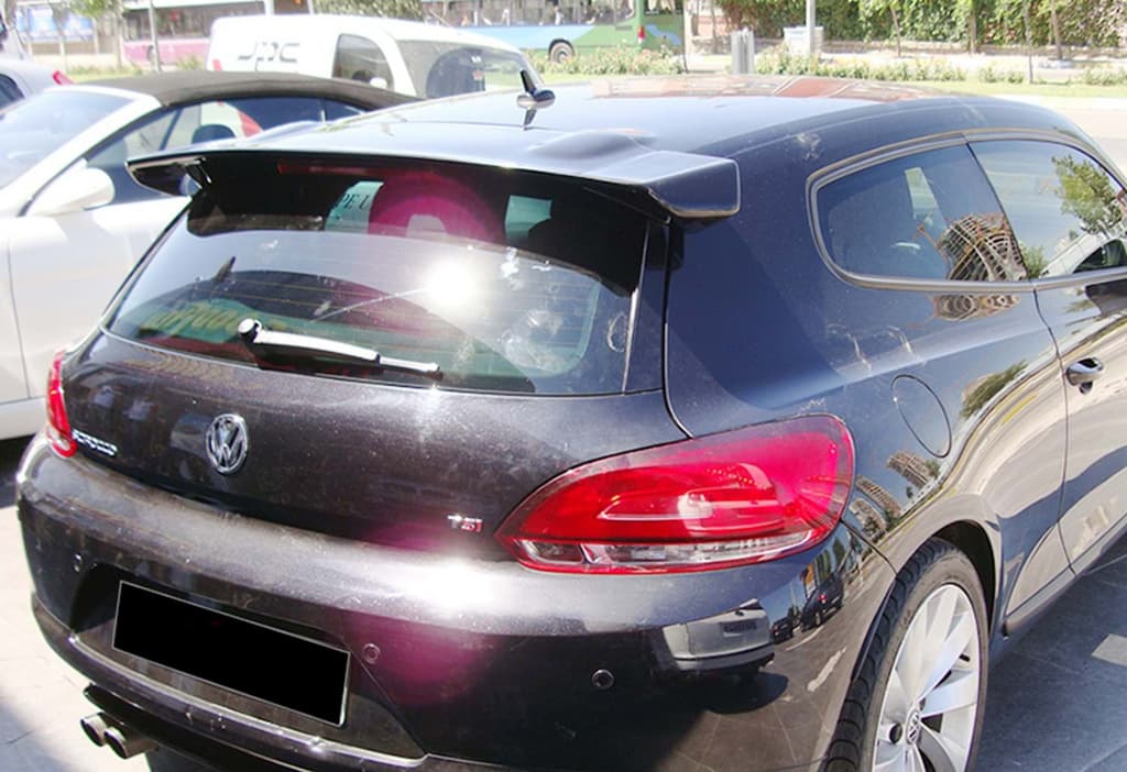 Спойлер V-3 (2008-2013, чорний глянець)