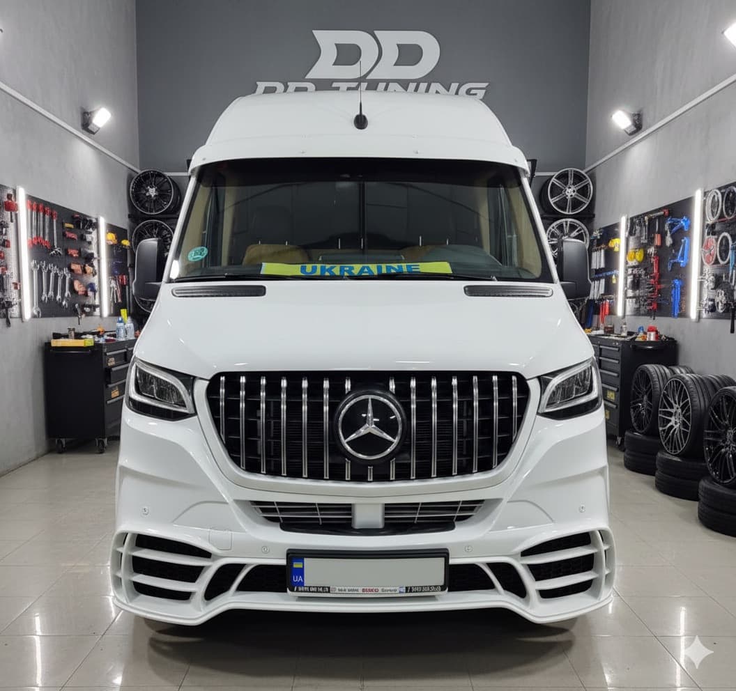 Передній бампер з решіткою V2 (AMG) 6