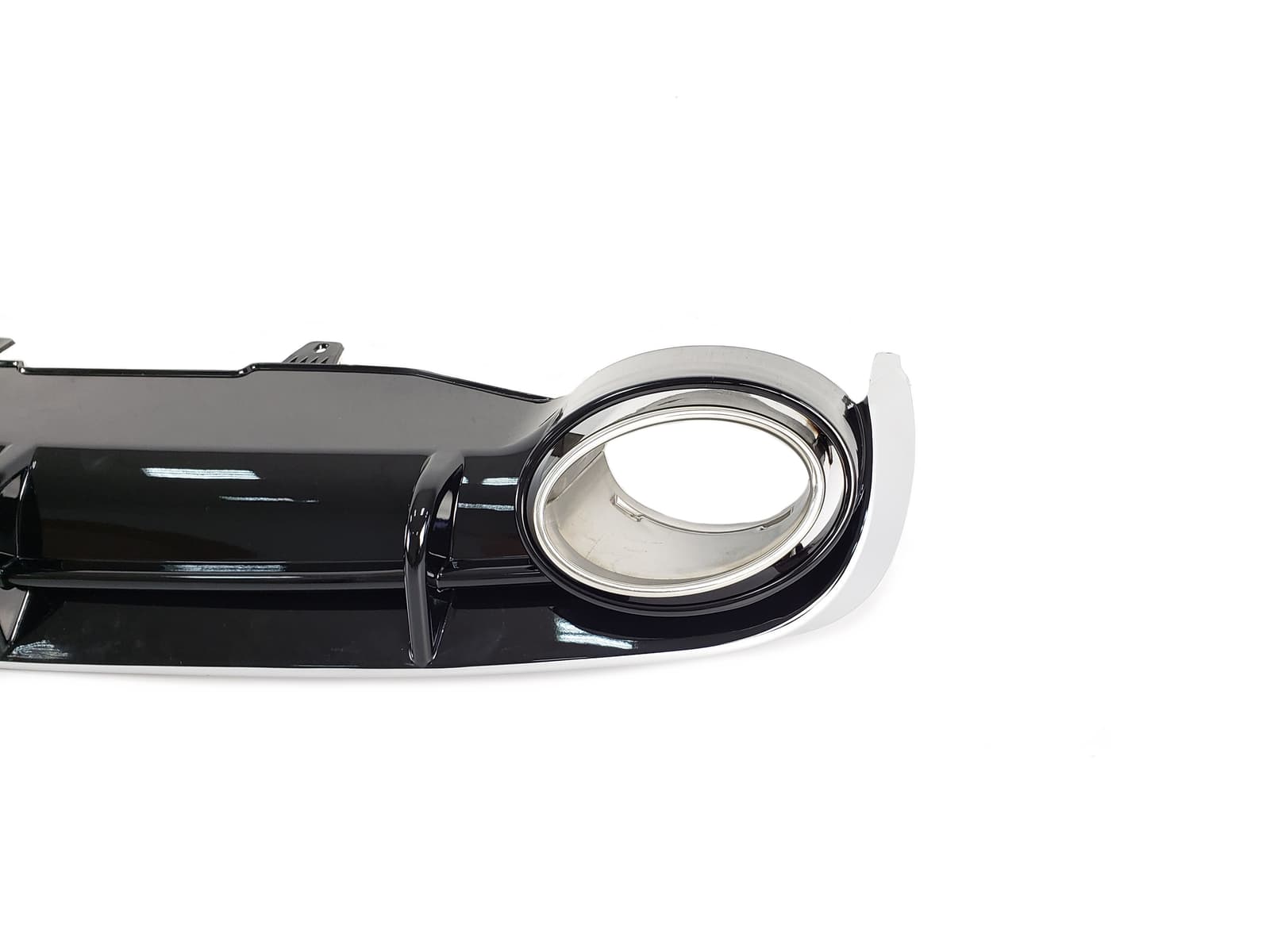 Дифузор (заднього бампера) Black Silver / Chrome Pipe (в стилі RS6) на Audi A6 C7 2011-2014 року 3