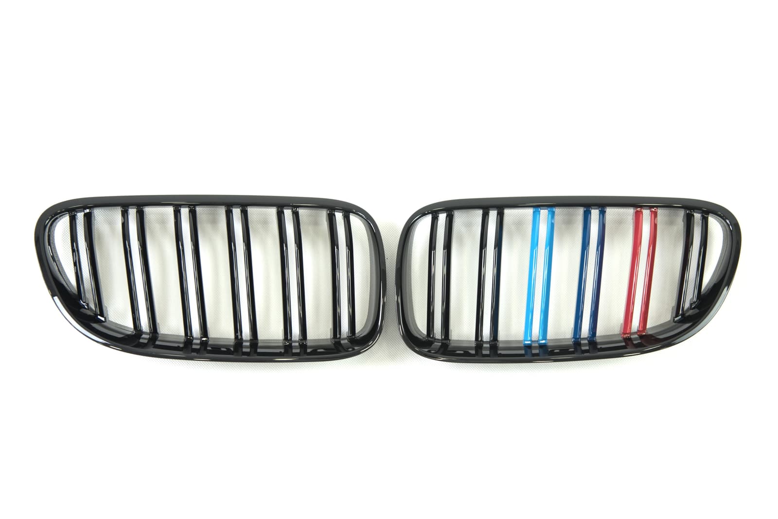 Ніздрі M-color (Подвійні M-Look) на BMW 3 Series E92 / E93 2010-2013 року