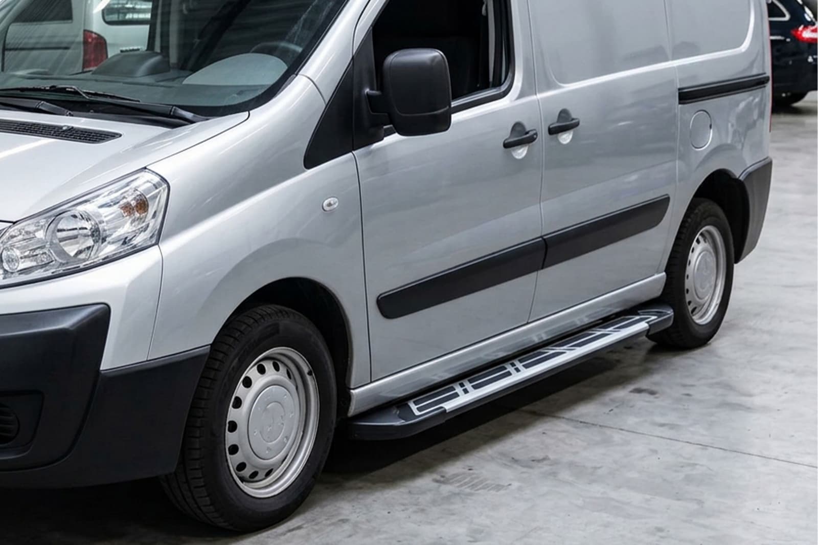 Бокові пороги Sunrise (2 шт., алюміній) Довга база