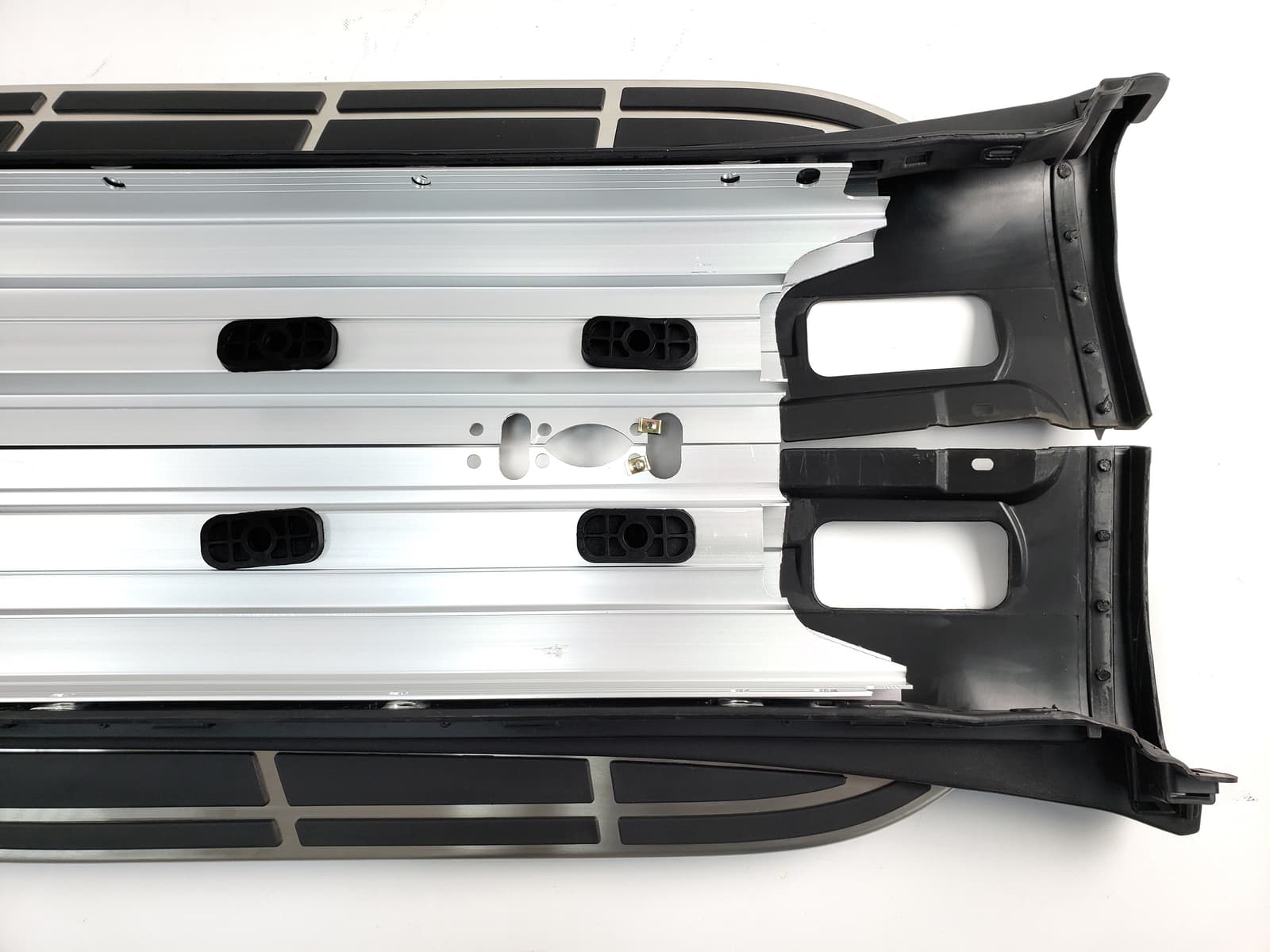 Підніжки на Porsche Cayenne 958 2010-2014 року 3