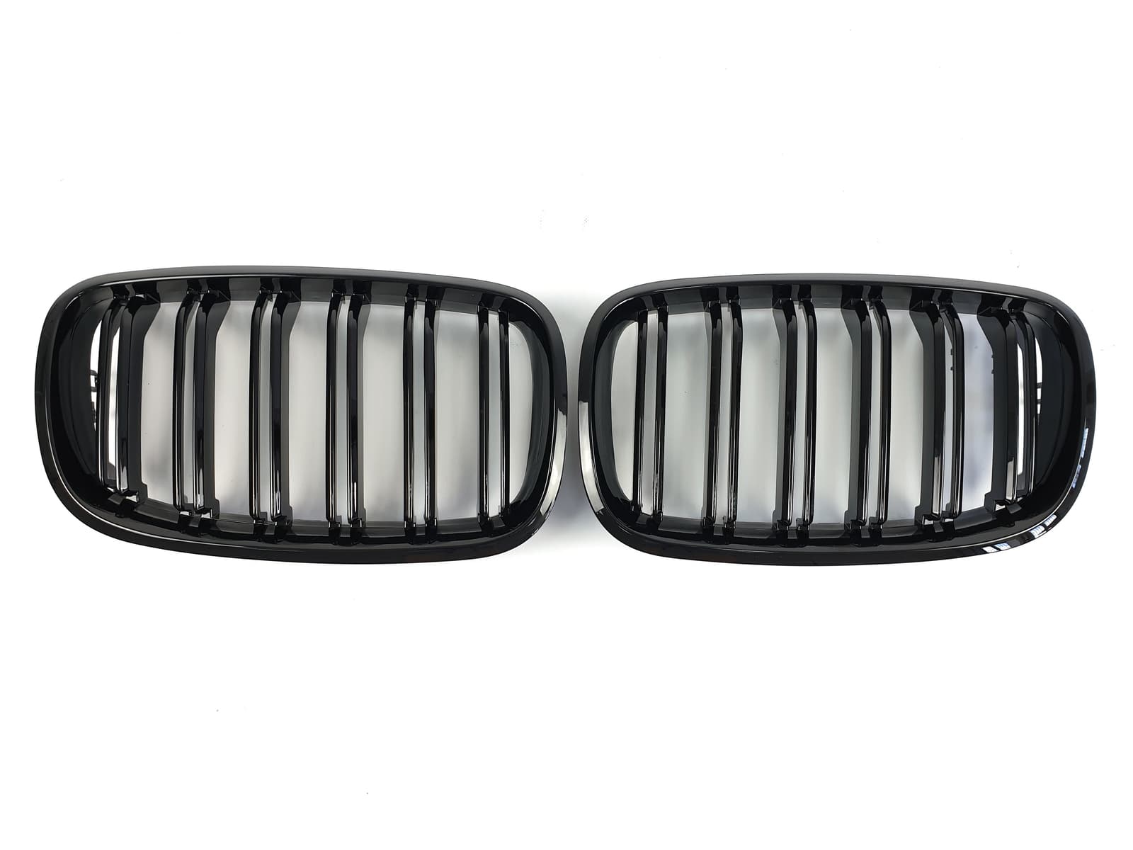 Ніздрі Чорний глянець (Подвійні M-Look) на BMW X5 E70 2010-2013 року